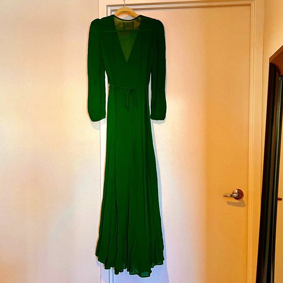 Reformation Emerald Green Dress Reformation Emerald Green Melany Velvet  Midi Dress